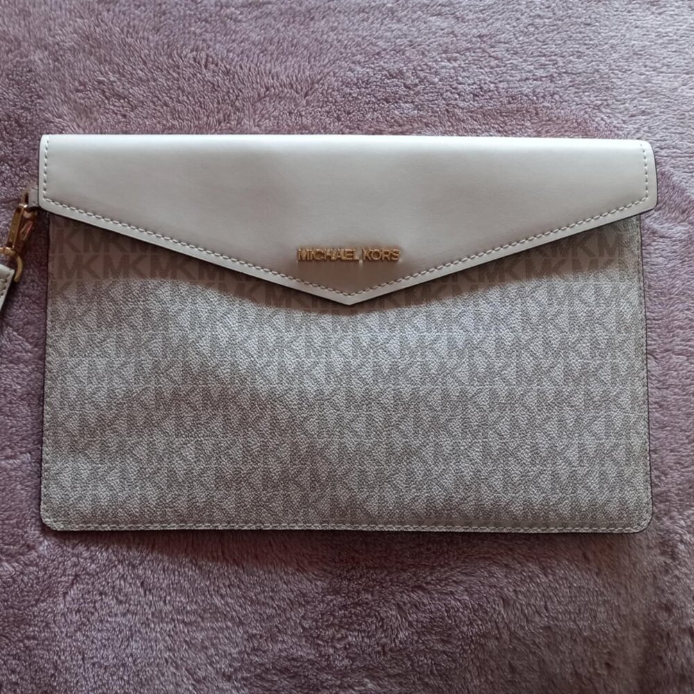 Michael Kors White and Gray Clutch